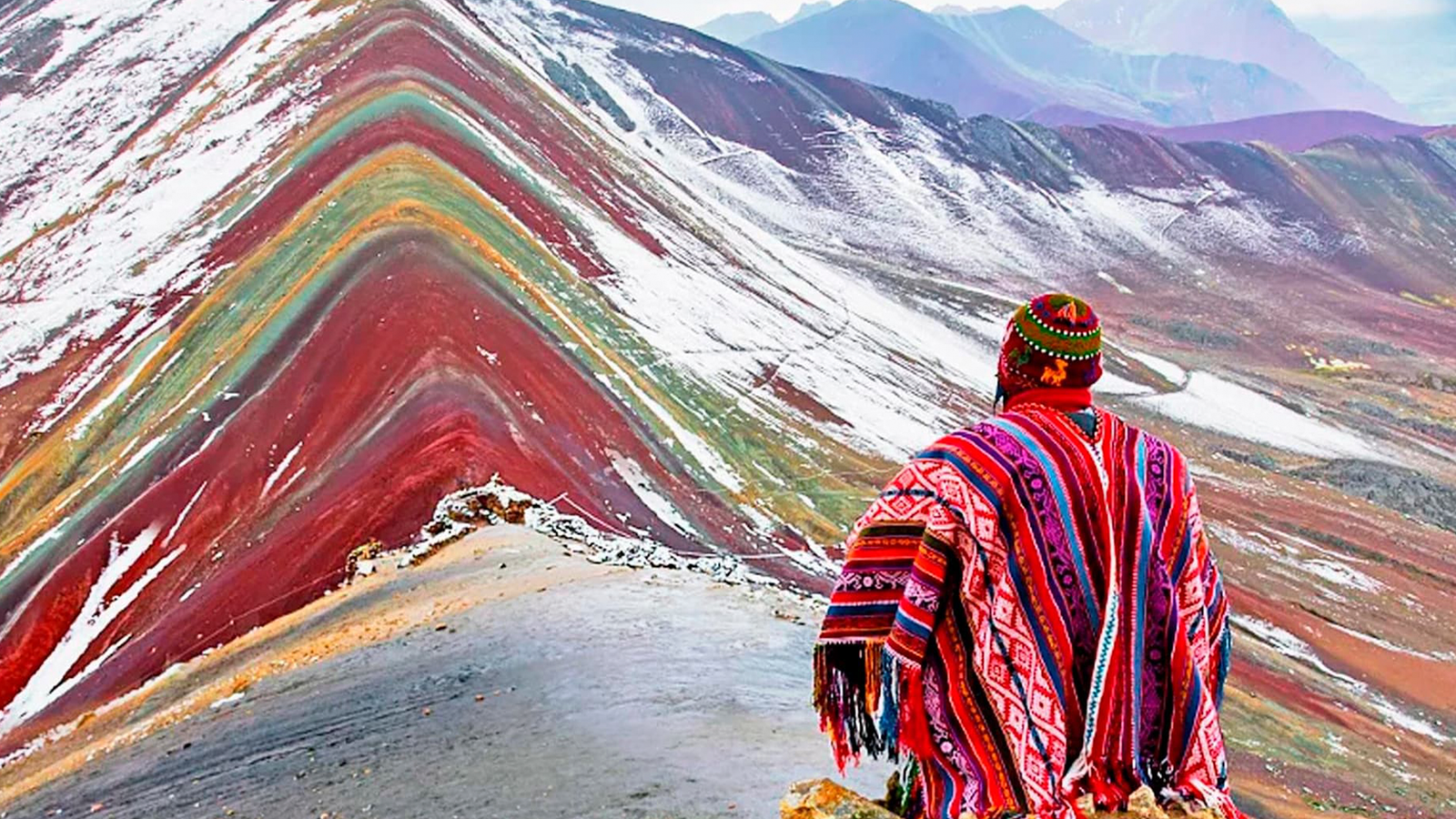 Cusco con Montaña de 7 colores